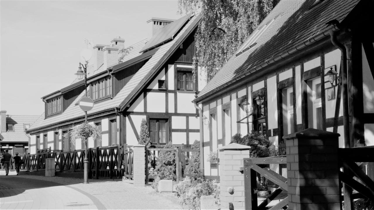 Apartamenty Royal Maris 1 - Najlepsza Lokalizacja W Ustce, Blisko Plazy I Portu, Bezplatny Parking, Scisle Centrum ウストカ エクステリア 写真